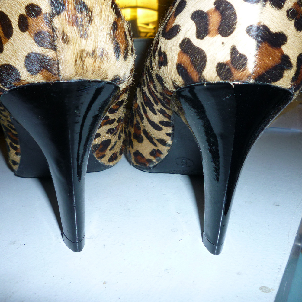 Merona 3" heels leopard print leather uppers 9